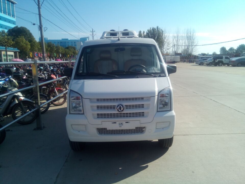 東風(fēng)國(guó)五面包冷藏車