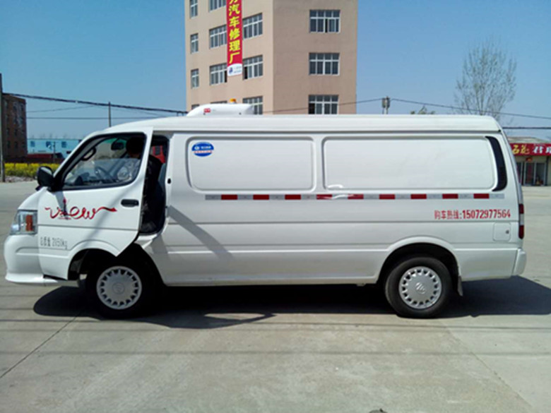 福田面包冷藏車