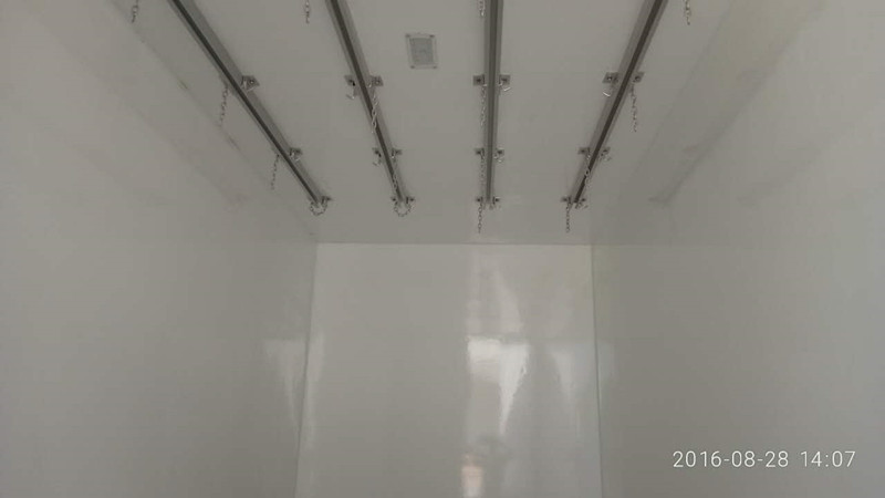 福田奧鈴4米2冷藏車