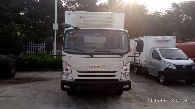 江鈴凱銳國五冷藏車