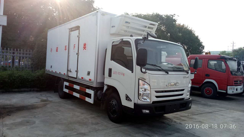 江鈴國五5米2冷藏車