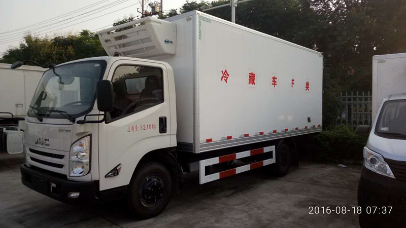 江鈴國五5米2冷藏車 (2).jpg