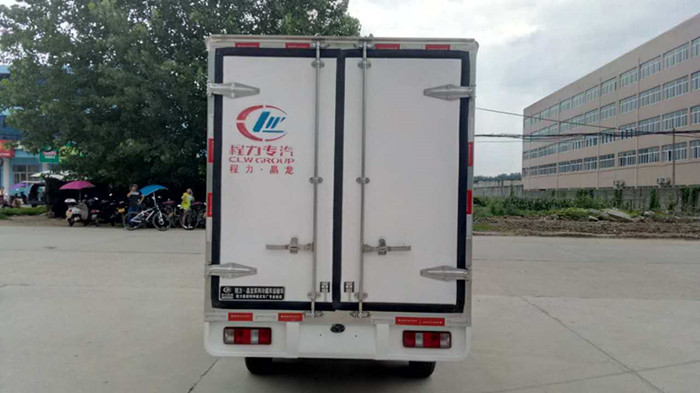 長(zhǎng)安國(guó)五2米7冷藏車 (7).jpg