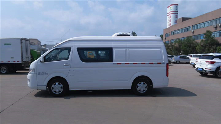 福田G9國(guó)五面包冷藏車 (4).jpg