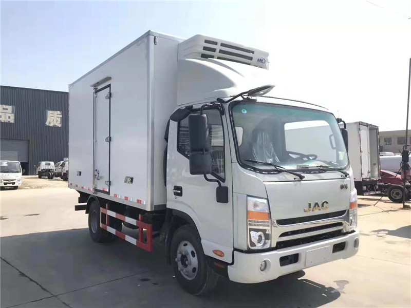江淮帥鈴4米2肉鉤冷藏車