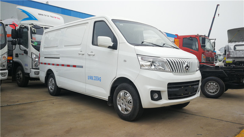 長安睿行4.2方面包冷藏車