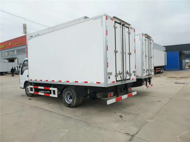 五十鈴4米2冷藏車(chē) (4).jpg