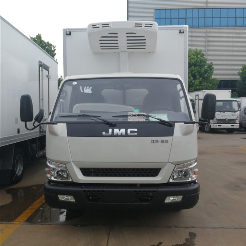 江鈴順達(dá)寬體4米2冷藏車(chē) (3).jpg