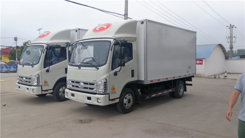 福田康瑞4米2冷藏車 (2).jpg