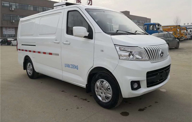 長安睿行國六面包冷藏車 (1).jpg