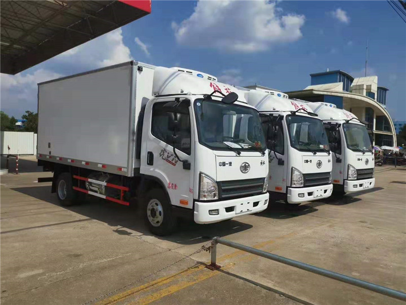 解放虎V國六4米2冷藏車