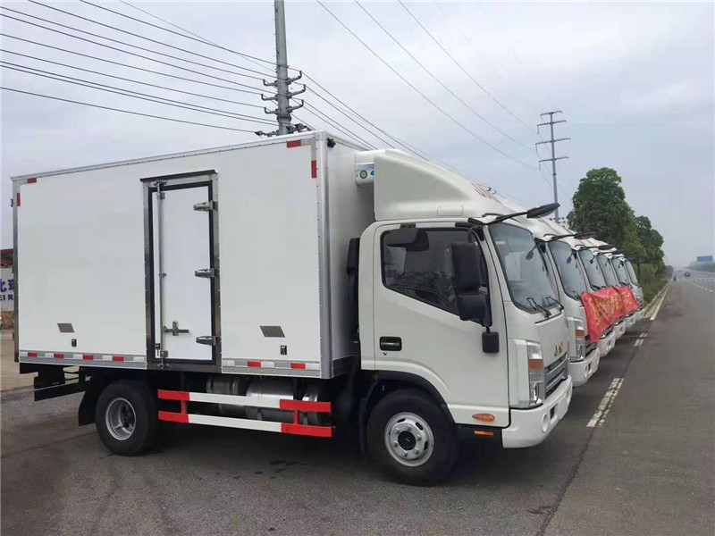 江淮帥鈴國(guó)六4米2冷藏車(chē) (3).jpg