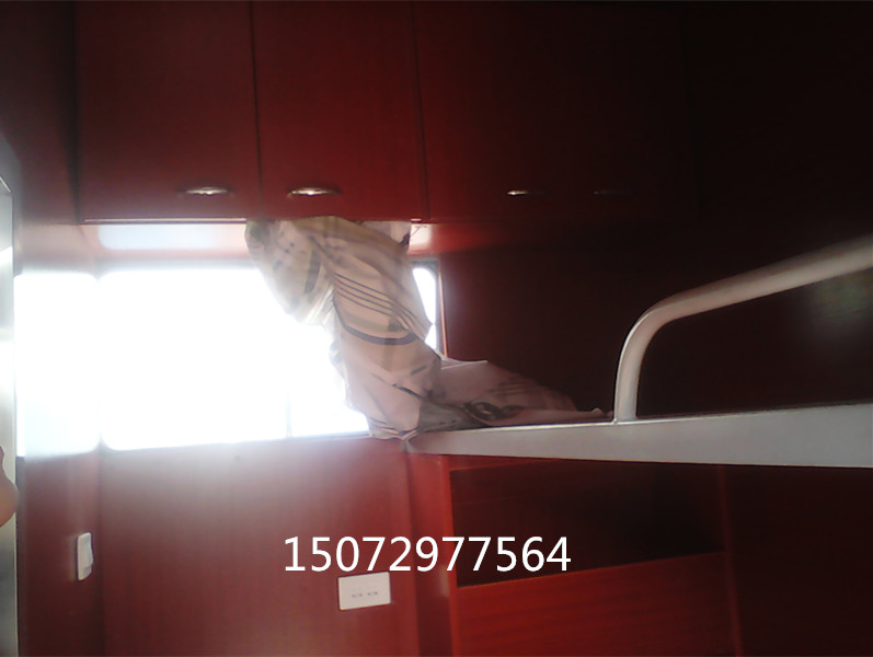 養(yǎng)蜂車(chē)3.jpg 養(yǎng)蜂車(chē)3.jpg