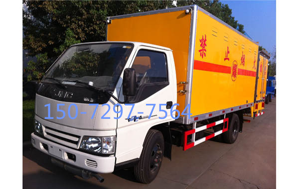 江鈴凱運防爆車.jpg 江鈴凱運防爆車.jpg